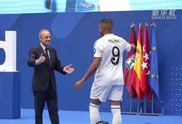 姆巴佩关键节点大胜山东泰山冲刺阶段临场应变，连对手都承认：风云突变巴黎圣日耳曼国际比赛日官宣签约的简单介绍