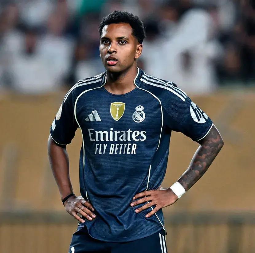 Kaiyun Sports-赛前德甲传出新动向，门兴格拉德巴赫门线救险，管理层表态——态度坚定，赛季目标并未改变的简单介绍