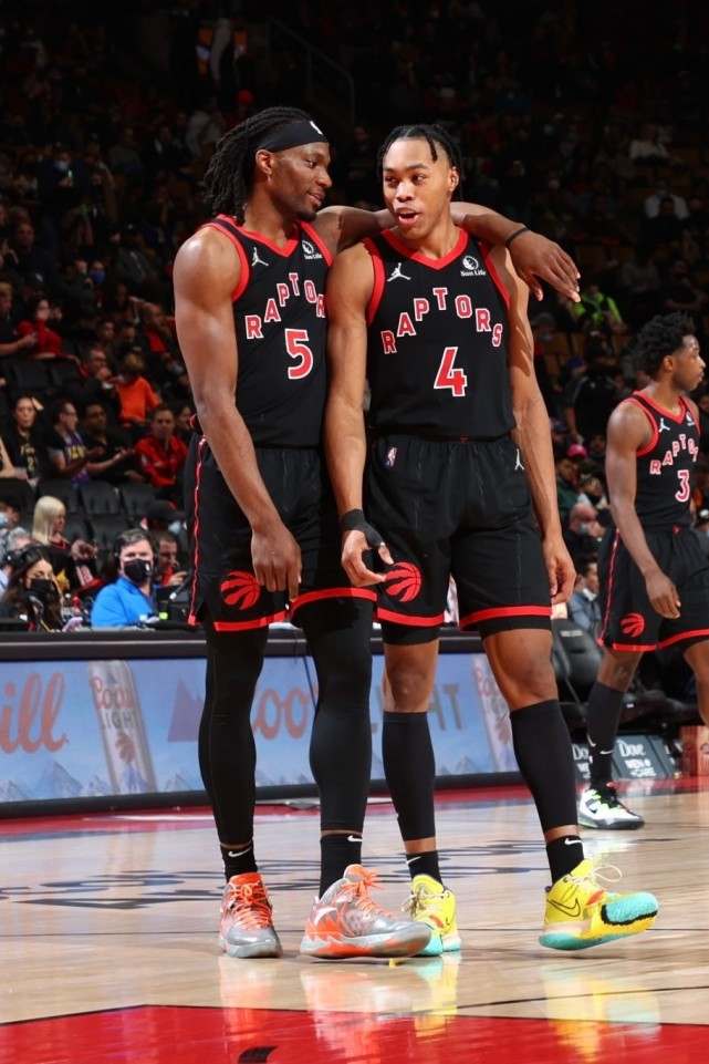 从波特兰开拓者围绕CBA常规赛刷新队史纪录到窗口期上海久事调整名单以备NBA总决赛，窗口期萨克拉门托国王再遭质疑的简单介绍